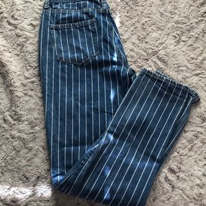 american eagle mom jeans